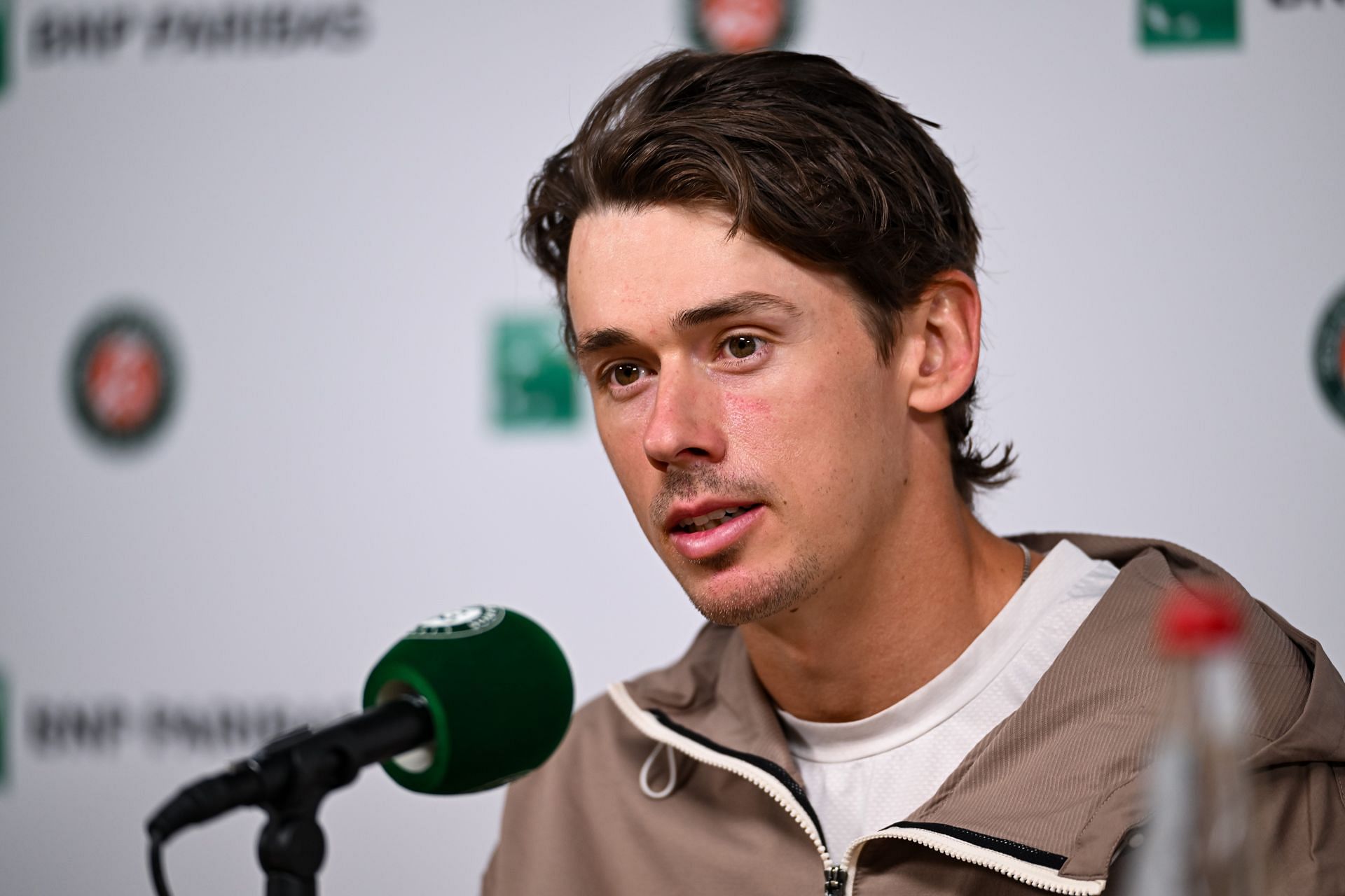 Alex de Minaur at a press conference at the 2025 French Open (Source: Getty)